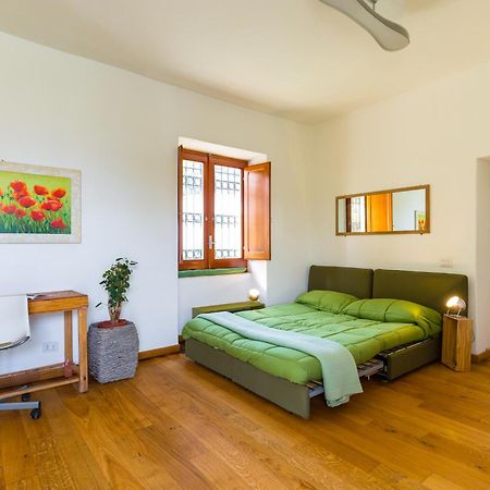 Villa Kamyhouse Una Tranquilla Struttura Nel Verde à Naples Extérieur photo