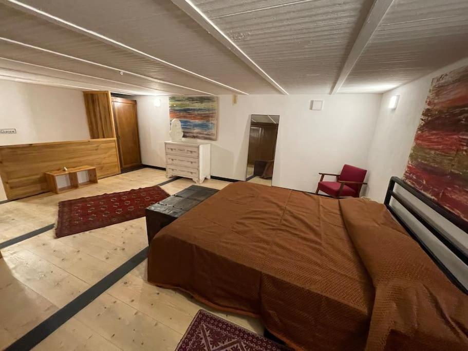 Villa Kamyhouse Una Tranquilla Struttura Nel Verde à Naples Extérieur photo