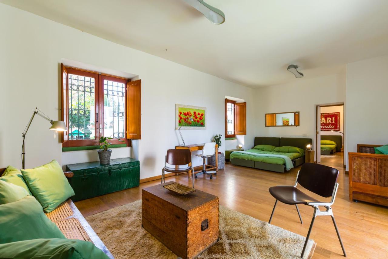Villa Kamyhouse Una Tranquilla Struttura Nel Verde à Naples Extérieur photo