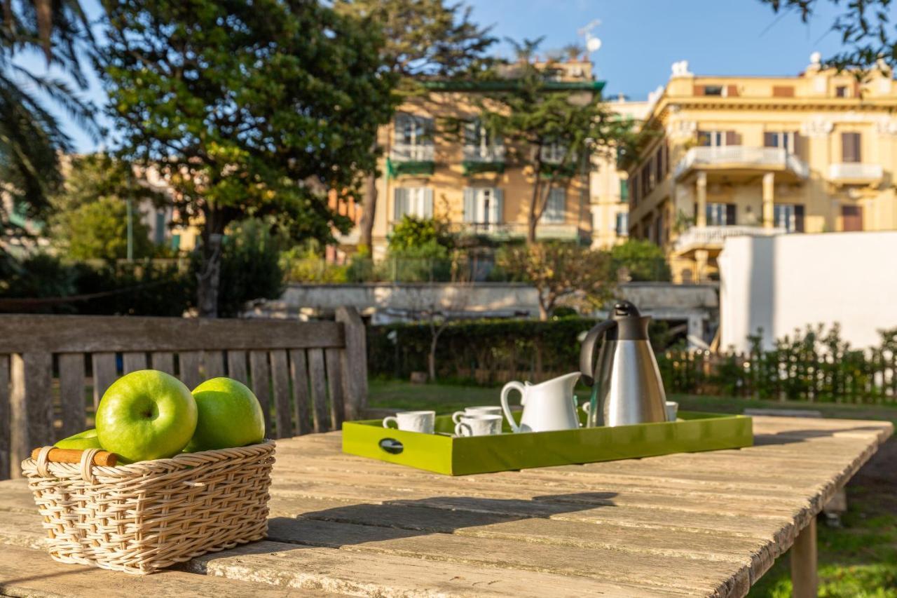Villa Kamyhouse Una Tranquilla Struttura Nel Verde à Naples Extérieur photo